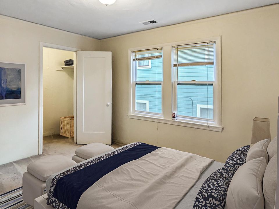 2nd image of 339 N 3rd St #3