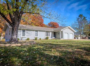 302 Providence Rd, Lawrence, KS 66049