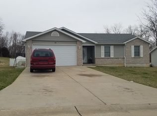 245 Whitetail Crossing Dr, Troy, MO 63379
