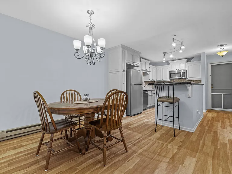1435 Pheasant Run Dr #101 — Photo 11
