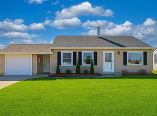 531 Laurel Ave, Romeoville, IL 60446