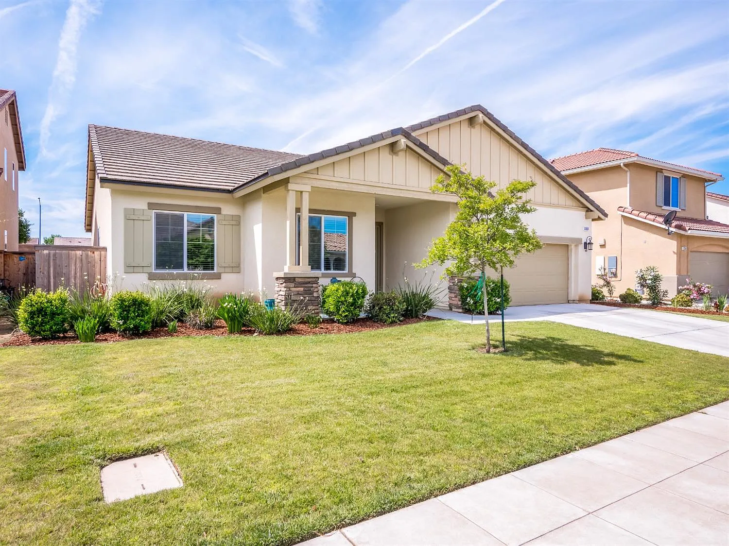 3368 Poe Ave photo 1