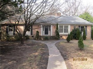 5440 Sharon Rd, Charlotte, NC 28210