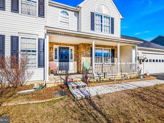 2nd image of 13 Brayton Pl