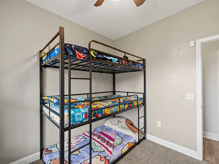 118 Clay St NE — Photo 31