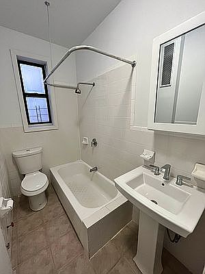 3rd image of 3920 Broadway APT 41
