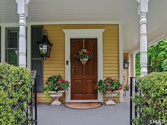 5th image of 36 Catoonah Street #18