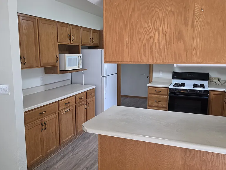 107 Kendall St — Photo 11