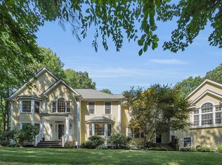 157 Lancaster Rd, North Andover, MA 01845