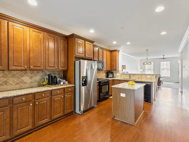 2349 Traemoor Village Pl — Photo 6