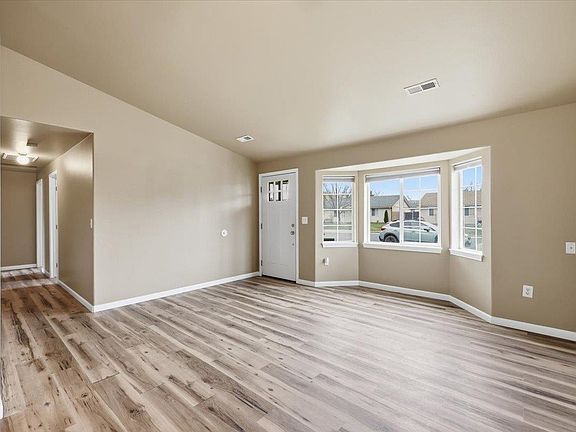 3rd image of 12712 W 11th Ave