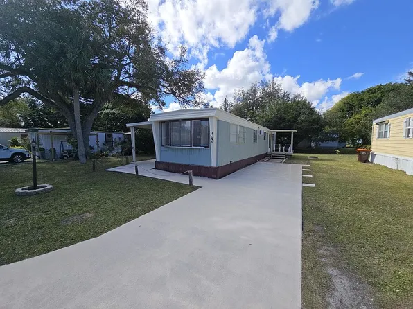 555 4th St #33, Vero Beach, FL 32962