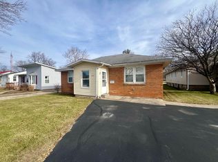 622 S Church St, Gibson City, IL 60936
