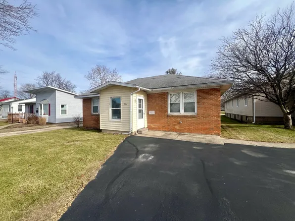 622 S Church St, Gibson City, IL 60936