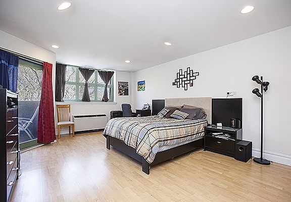 3rd image of 1919 24th Ave APT L308