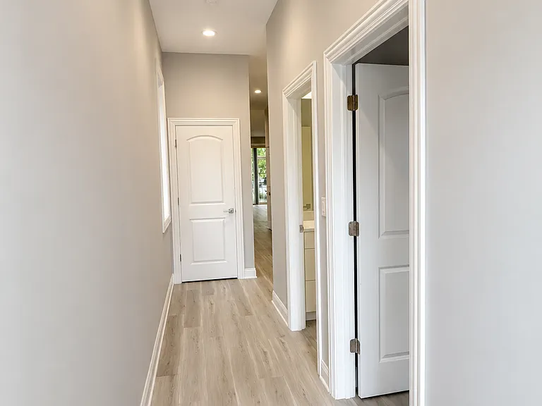 2744 W Cortez St #2 — Photo 9