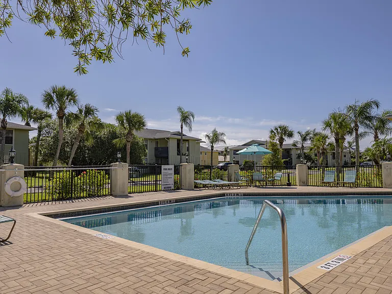 Seaside Villas Apartments — Photo 6