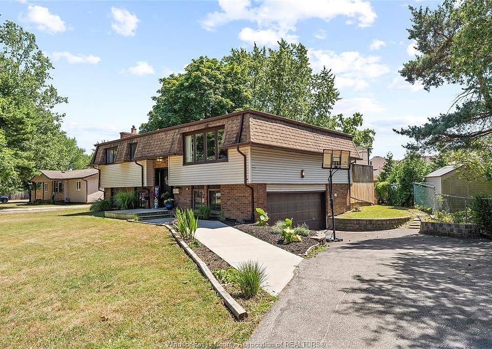 1st image of 1517 Sprucewood Ave