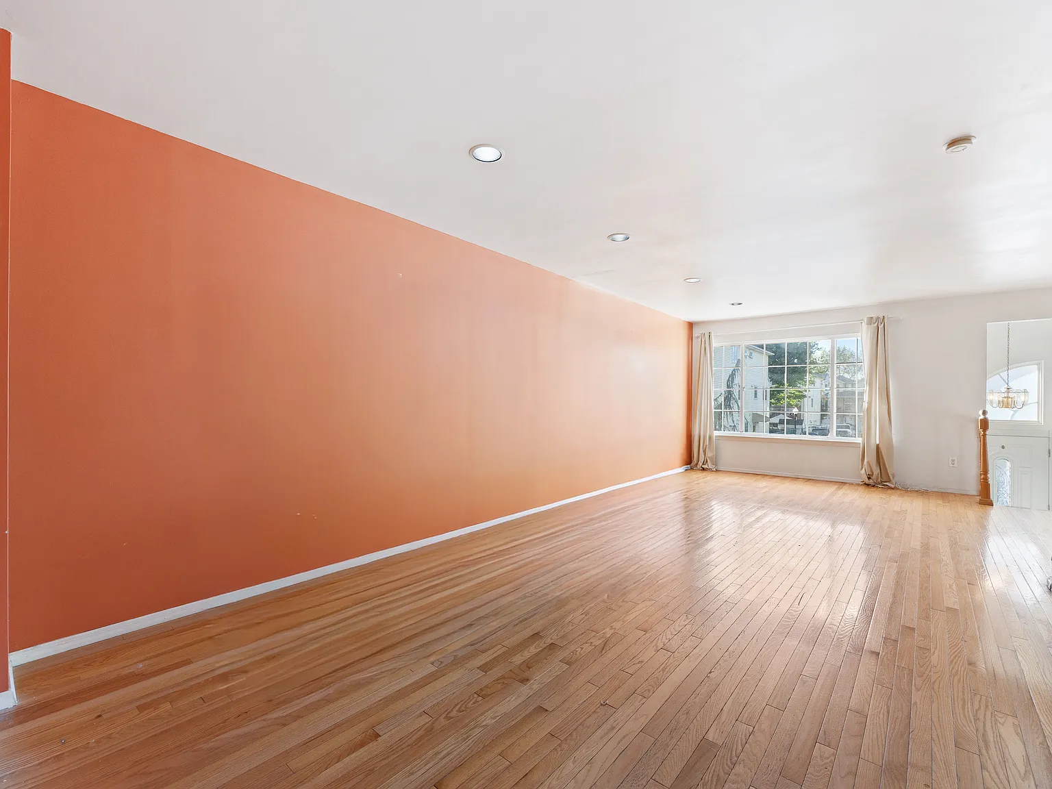 3 bed, 2.5 bath, 1725 sqft, $3,500 — Photo 4