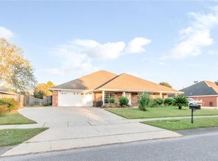 2867 Saddlebrook Dr W, Mobile, AL 36695
