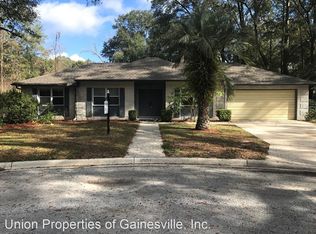 1601 NW 39th Dr, Gainesville, FL 32605