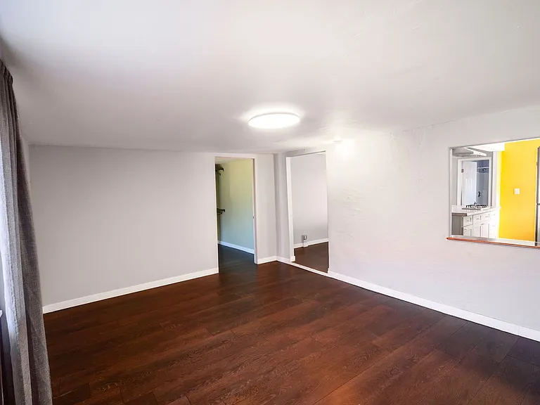 3041 Valle Ave — Photo 16
