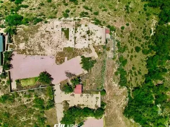 19 Sunrise Ln, Ransom Canyon, TX 79366