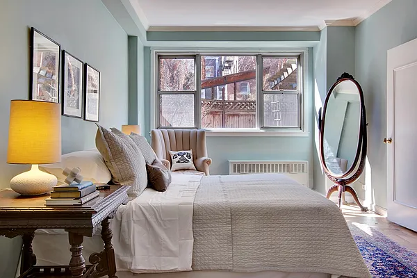 Sold by Corcoran | media 8