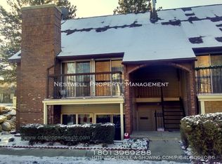 1215 E Cottonwood Hills Dr, Sandy, UT 84094