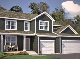 882 Laurel Ct, Chaska, MN 55318