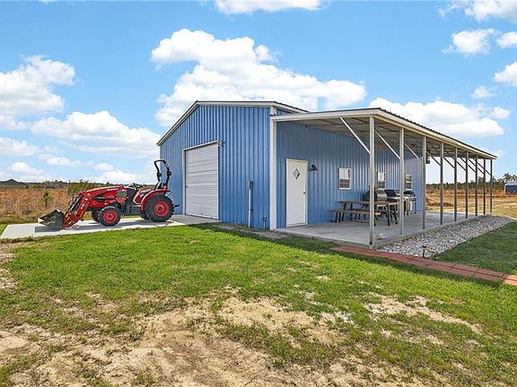 4th image of 3951 Carolina Rd