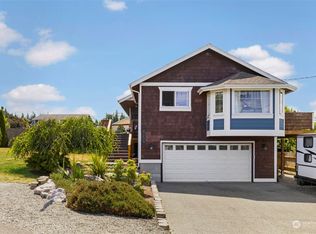 5205 NE Hemlock Ln, Hansville, WA