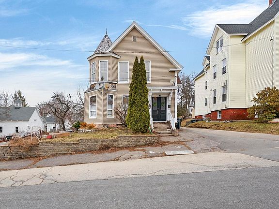 4th image of 468 Merrimack Street