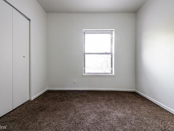 5015 S Champlain Ave Apartments Chicago Bedroom Two_01