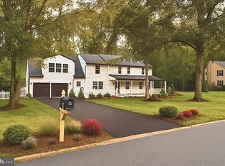 5 Ansley Dr, Downingtown, PA 19335