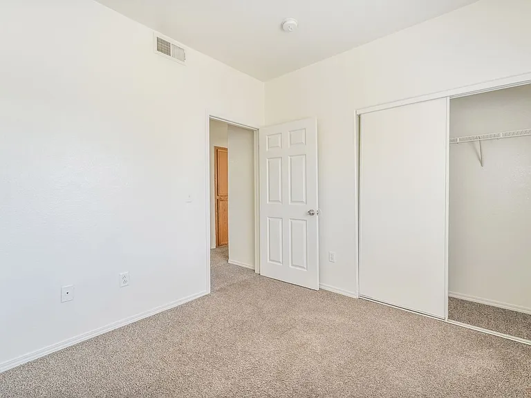 4730 E Craig Rd #1034 — Photo 13
