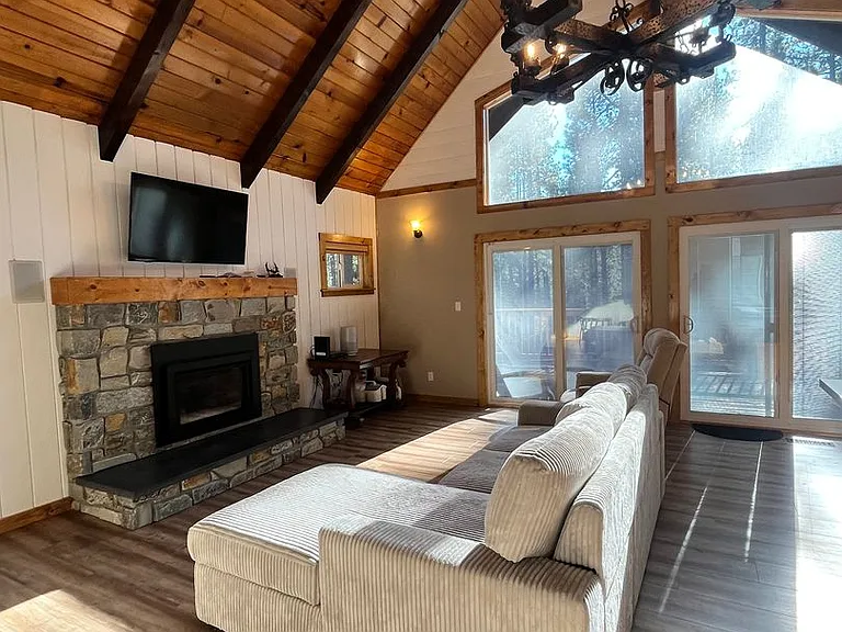13440 Olympic Dr — Photo 2