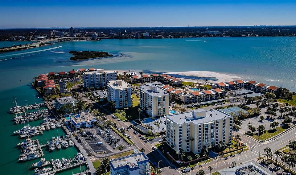 1st image of 800 S Gulfview Blvd APT 807