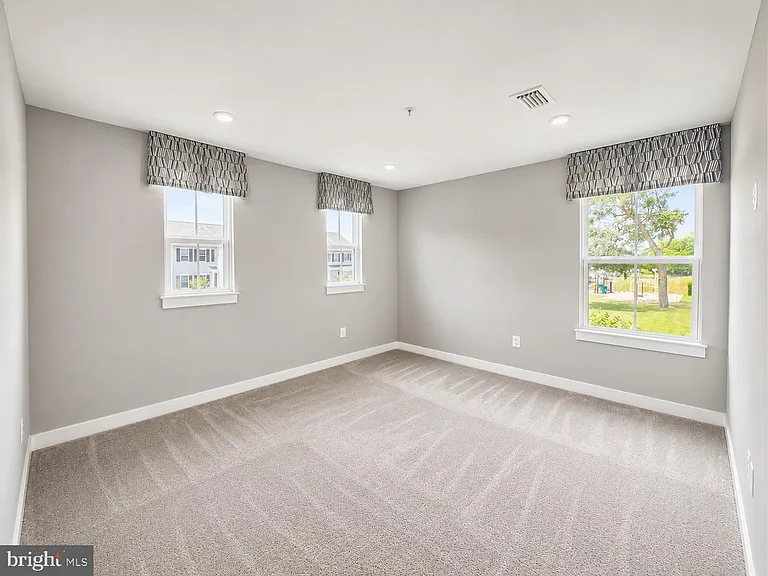 6809 Ballenger Run Blvd — Photo 16