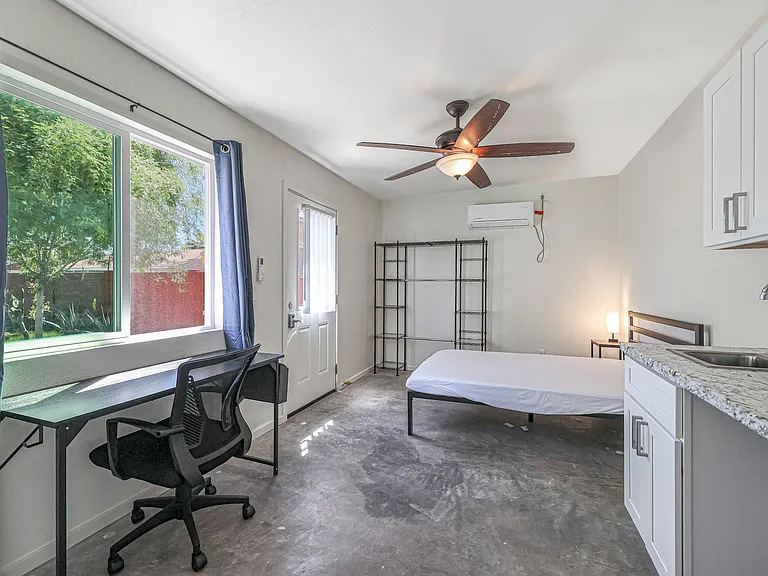 Studio room with own mini split AC