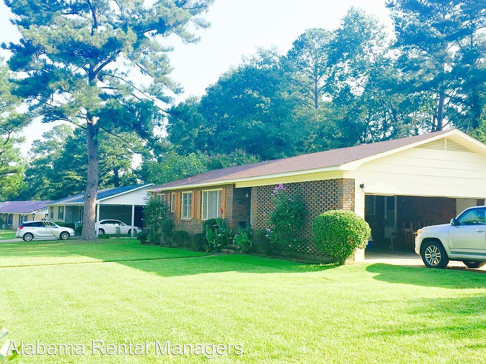 2nd image of 3303 5th Ave