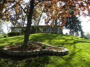 1424 Harrington Dr, South Bend, IN 46637