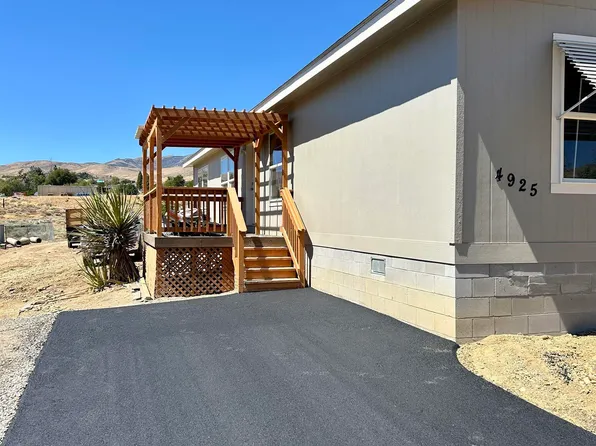 4925 Carson Ln, Reno, NV 89506