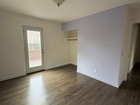 3rd image of 524 Park St