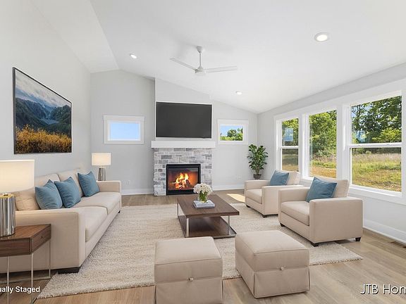 4th image of 8296 Kettle Oak Dr SE