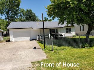 117 Troeckler Ln, Granite City, IL 62040