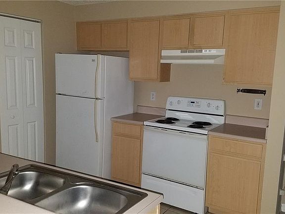 3rd image of 10831 Windsor Walk Dr APT 203