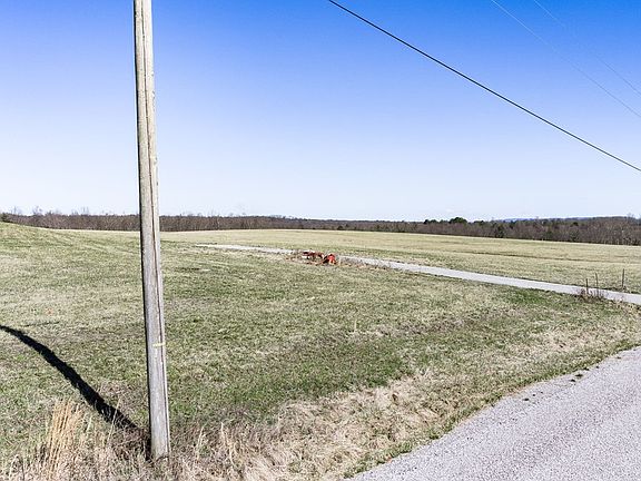 4th image of 4 Nicholson Dr