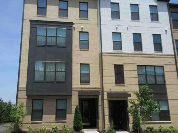 4910 Longmire Way Unit 20, Chantilly, VA 20151