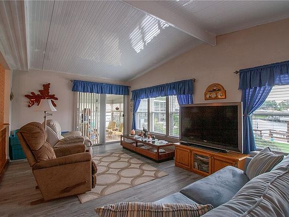 5th image of 1517 Lakeview Dr